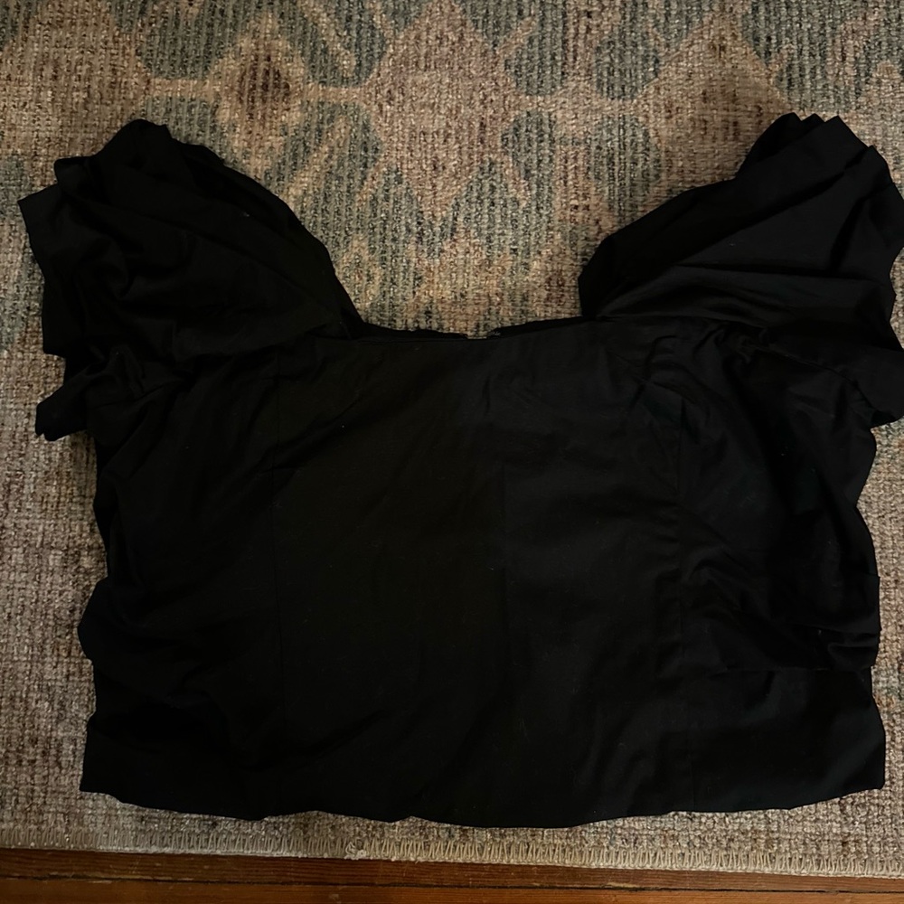 LOFT Black Ruffled Crop Top